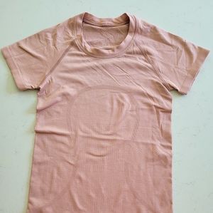 Lululemon Light pink Swiftly Tech Short Sleeve Size 2
